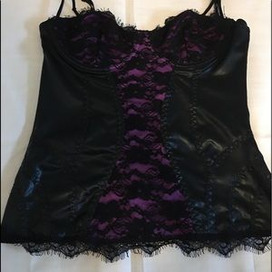 Black / purple corset